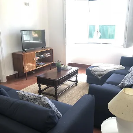 Beautiful 5 Bedroom For 14 Guests-pool & Bbq
